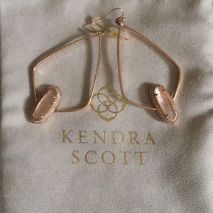 Kendra Scott Arianna Earrings